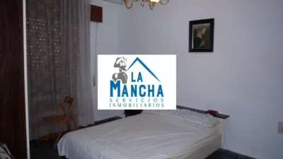 House on Glorieta de La Street photo 18
