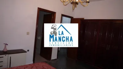 House on Glorieta de La Street photo 23