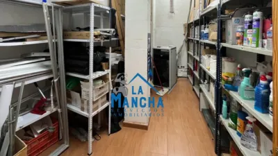 Local comercial en venta en Calle Churruca - Més