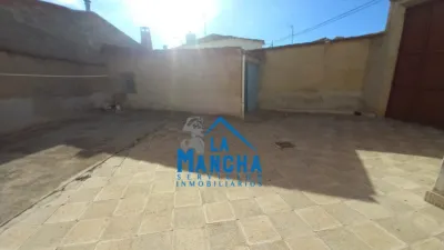 House in Peripheral Neighborhoods - Outlying Areas photo 2