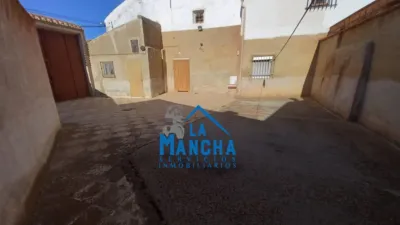 House in Peripheral Neighborhoods - Outlying Areas photo 3