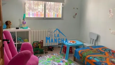 Casa en Urbanización Pinares del Júcar photo 9
