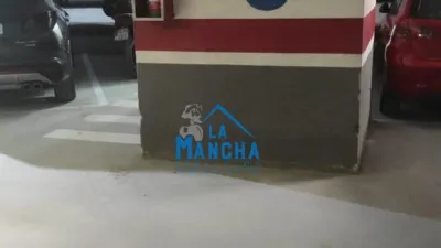 Garaje en venta en Calle Nuestra Señora de la Victoria - Más