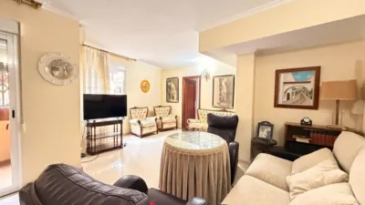 Piso en venta en Medina Azahara - Más