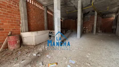 Local comercial en venta en Centro-Carretas - Más