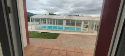 Chalet en alquiler en Calle de La Marruca, Nuevo Roces (Distrito Sur. Gijón) de 4.200 €<span>/mes</span>