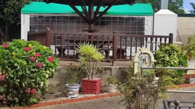 Chalet en alquiler en Calle de La Marruca, Nuevo Roces (Distrito Sur. Gijón) de 4.200 €<span>/mes</span>