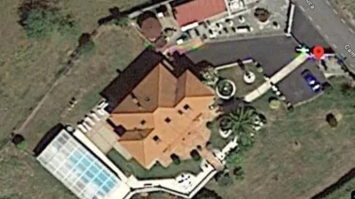 Chalet en alquiler en Calle de La Marruca, Nuevo Roces (Distrito Sur. Gijón) de 4.200 €<span>/mes</span>