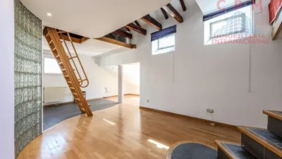 Dúplex en alquiler en Argüelles - Imagen 4