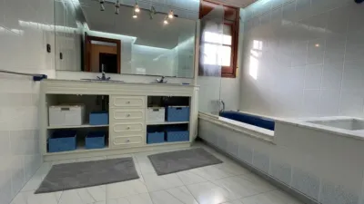 Chalet on Carrer de Francisco de Miranda photo 34