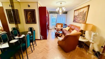 Piso en alquiler en Calle de Acibelas, Circular-Vadillos (Valladolid Capital) de 890 €<span>/mes</span>