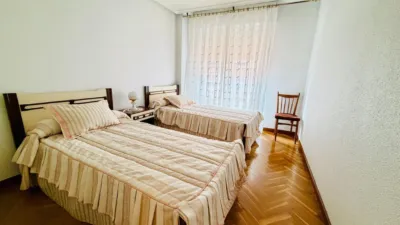 Piso en alquiler en Calle de Acibelas, Circular-Vadillos (Valladolid Capital) de 890 €<span>/mes</span>