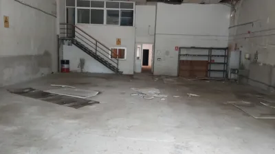 Nave industrial en venta en Otras, Villena de 350.000 €