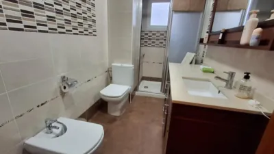 Apartment on Rosalía de Castro Street photo 9