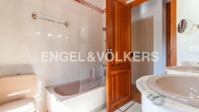 Chalet on Carrer de Carles Gerhard photo 26