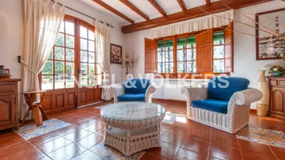 Chalet on Carrer de Carles Gerhard photo 8