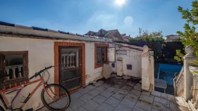 Chalet en venta en Avenida del Suspiro del Moro, 85, Villa de Otura de 325.000 €