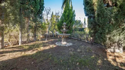 Chalet en venta en Avenida del Suspiro del Moro, 85, Villa de Otura de 325.000 €