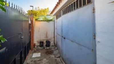 Chalet en venta en Avenida del Suspiro del Moro, 85, Villa de Otura de 325.000 €