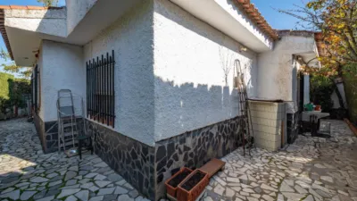 Chalet en venta en Avenida del Suspiro del Moro, 85, Villa de Otura de 325.000 €