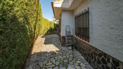 Chalet en venta en Avenida del Suspiro del Moro, 85, Villa de Otura de 325.000 €