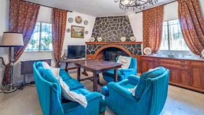 Chalet en venta en Avenida del Suspiro del Moro, 85, Villa de Otura de 325.000 €