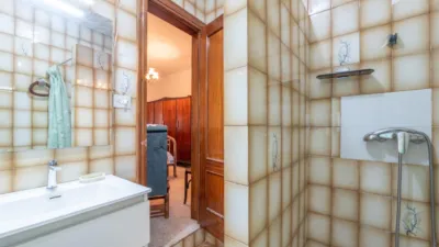 Chalet en venta en Avenida del Suspiro del Moro, 85, Villa de Otura de 325.000 €