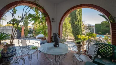 Chalet en venta en Avenida del Suspiro del Moro, 85, Villa de Otura de 325.000 €