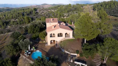 Rustic finca in Catalonia photo 18