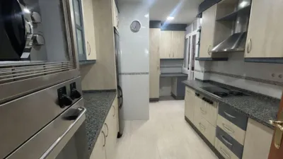 Piso en venta en Calle de la Cruz del Sur, 4, Pajaritos-Plaza de Toros (Distrito Beiro. Granada Capital) de 239.000 €