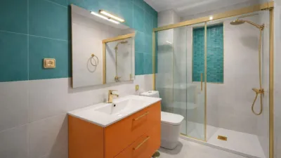 Piso en venta en Calle de la Cruz del Sur, 4, Pajaritos-Plaza de Toros (Distrito Beiro. Granada Capital) de 239.000 €