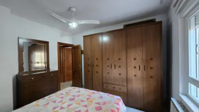 Piso en venta en Calle de la Cruz del Sur, 4, Pajaritos-Plaza de Toros (Distrito Beiro. Granada Capital) de 239.000 €