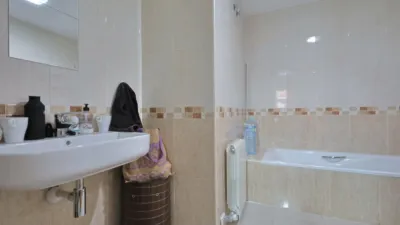 Piso en venta en Calle Real de Málaga, cerca de Calle de San Antonio, Las Flores-La Huerta (Las Gabias) de 199.900 €