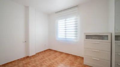 Piso en venta en Calle del Retiro, Ambroz (Vegas del Genil) de 189.900 €