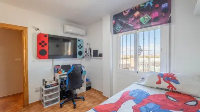 Piso en venta en Calle del Retiro, Ambroz (Vegas del Genil) de 189.900 €