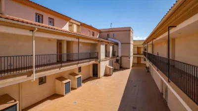 Piso en venta en Calle del Retiro, Ambroz (Vegas del Genil) de 189.900 €