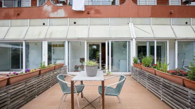 Piso en alquiler en Plaça de Rafael Alberti, Fontajau-Domeny-Taialà (Girona Capital) de 1.500 €<span>/mes</span>