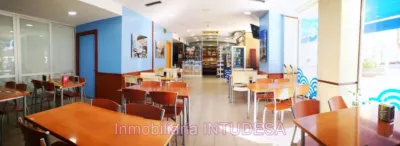 Local comercial en venta en Calle de Blanca de Navarra, Griselas-Gardachales (Tudela) de 170.000 €