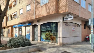 Local comercial en venta en Calle de Blanca de Navarra, Griselas-Gardachales (Tudela) de 170.000 €