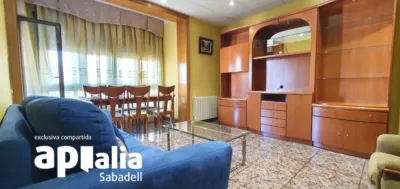 Apartment on Carrer de Magí Colet photo 11
