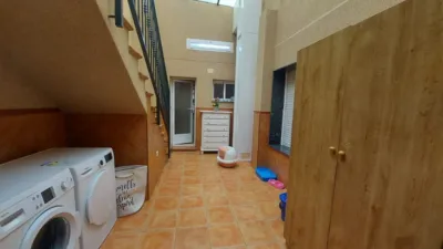 House in the Centre photo 10