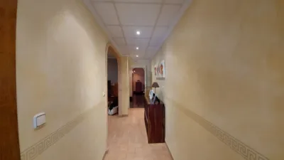 House in the Centre photo 5