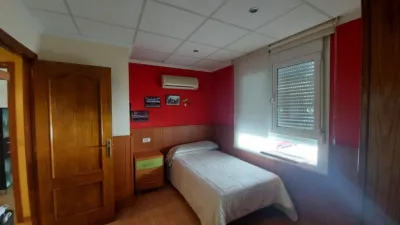 House in the Centre photo 9