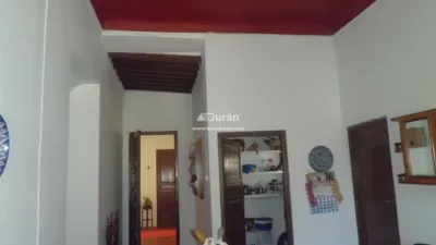 House in 3rd Line photo 16