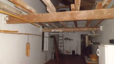 House in 3rd Line photo 27