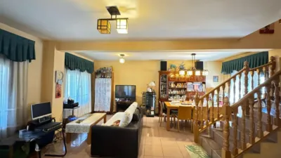 Chalet on Calle del Pardo, Santallana photo 13
