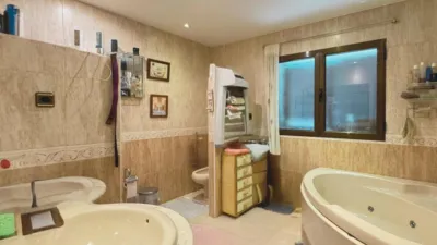 Chalet on Calle del Pardo, Santallana photo 27