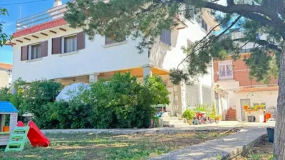Chalet on Calle del Pardo, Santallana photo 2