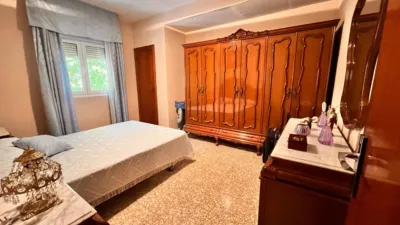 Piso en venta en Avenida de los Almogávares, cerca de Calle López Amo - Más