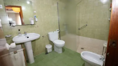 Chalet en venta en Calle del Horno, Número 7, Arenas de San Pedro de 159.900 €